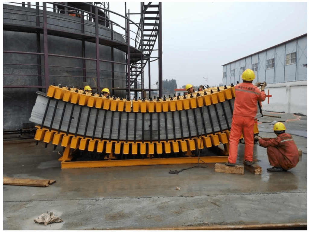 large precast concrete components.Use concrete release agent